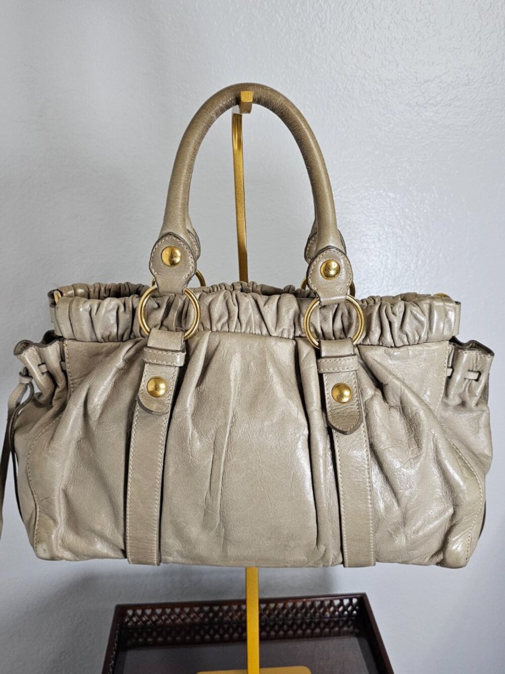 Miu Miu Beige Vitello Leather Handbag with Side Ribbon Made in Turkey No strap - Picture 3 of 10